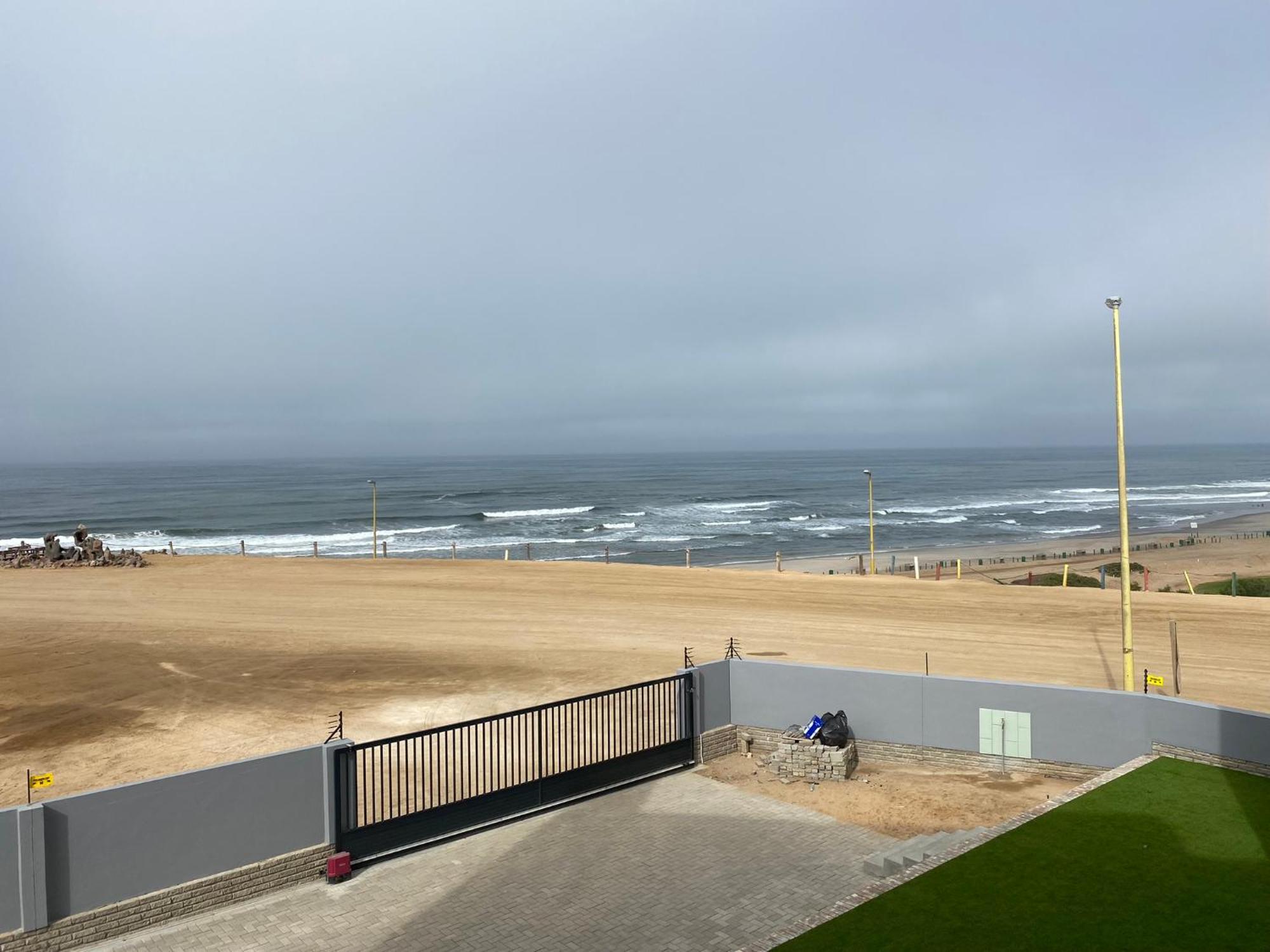 Diestrandwolf Sea View Self Catering Henties Bay Buitenkant foto