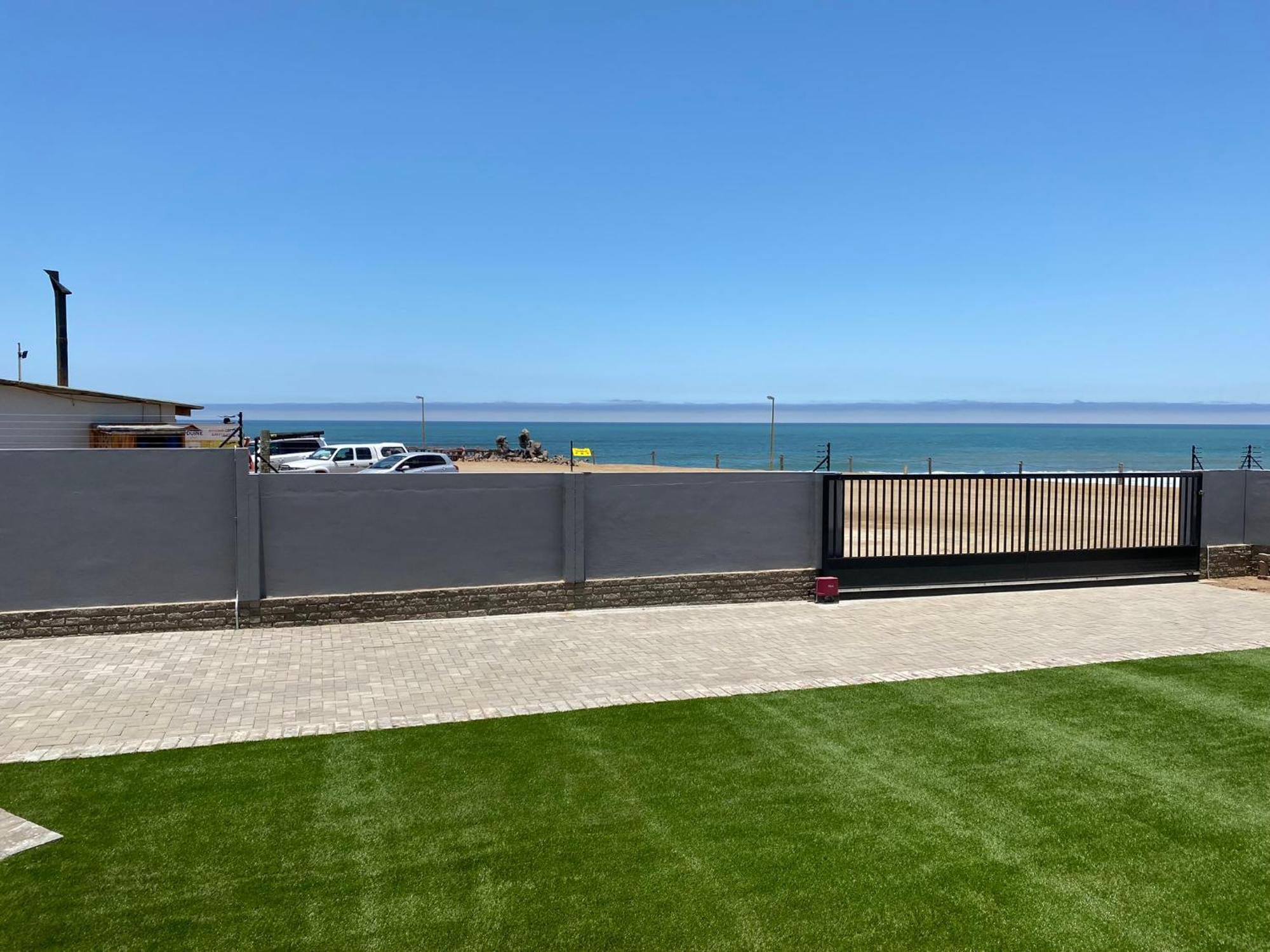 Diestrandwolf Sea View Self Catering Henties Bay Buitenkant foto