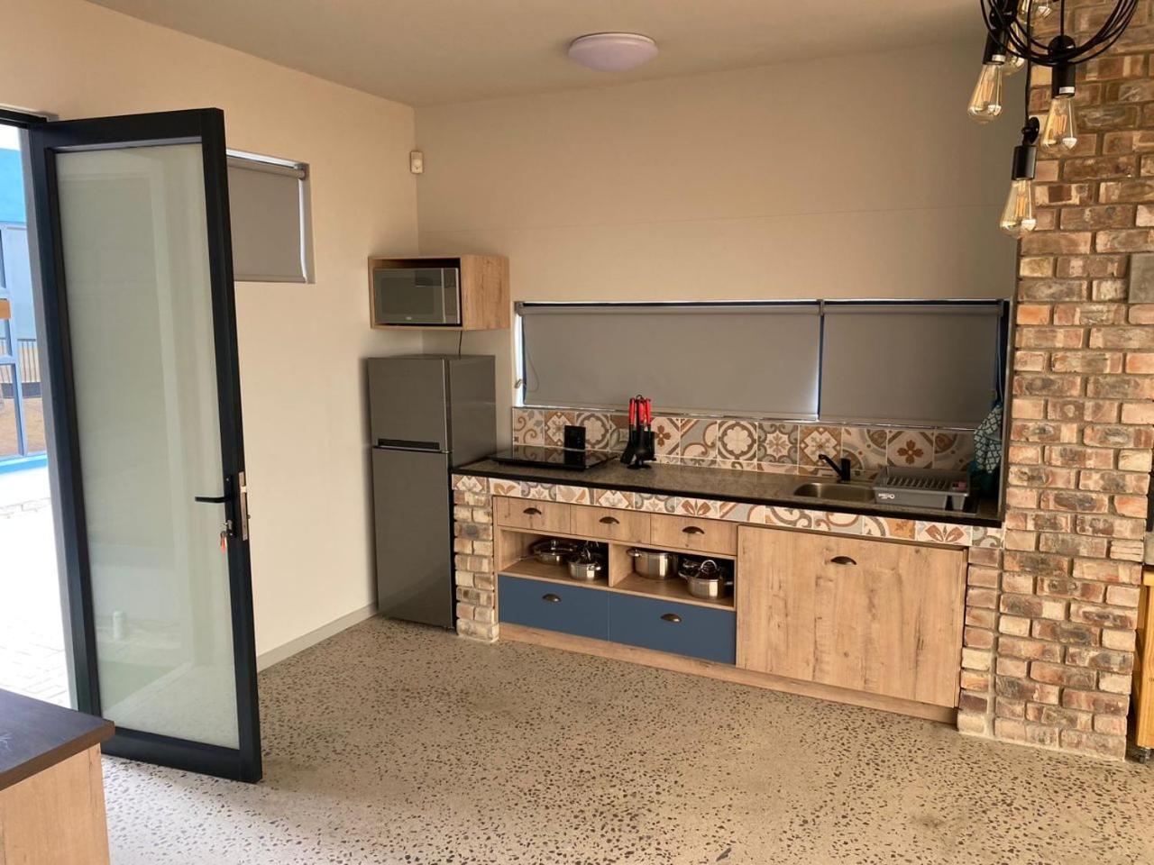 Diestrandwolf Sea View Self Catering Henties Bay Buitenkant foto