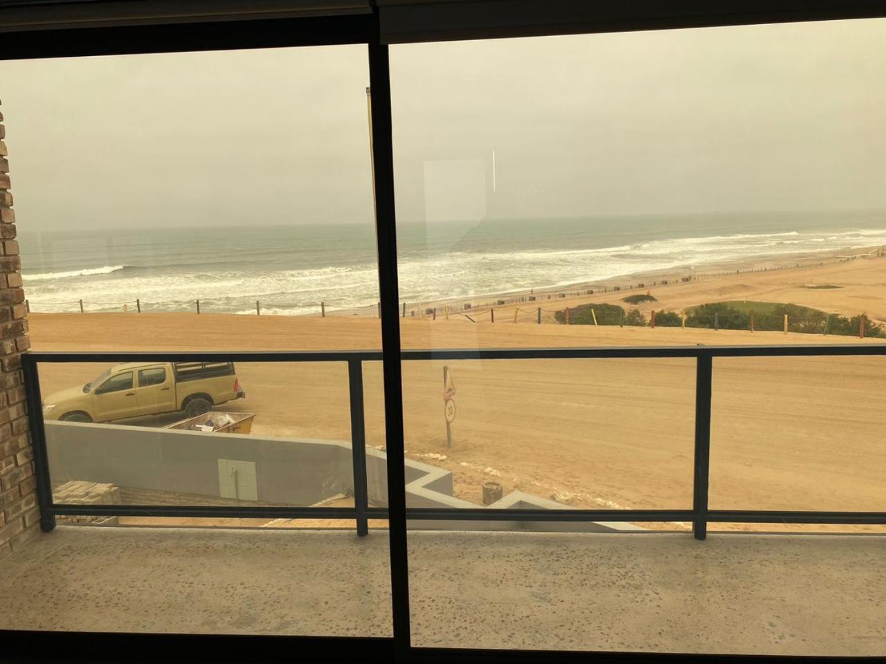 Diestrandwolf Sea View Self Catering Henties Bay Buitenkant foto